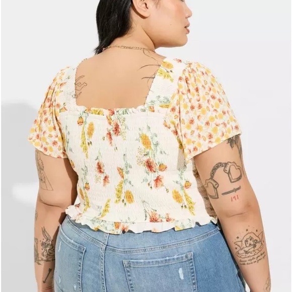 Torrid Floral Smocked Square Neck Flutter Sleeve Peplum Top - Picture 4 of 8